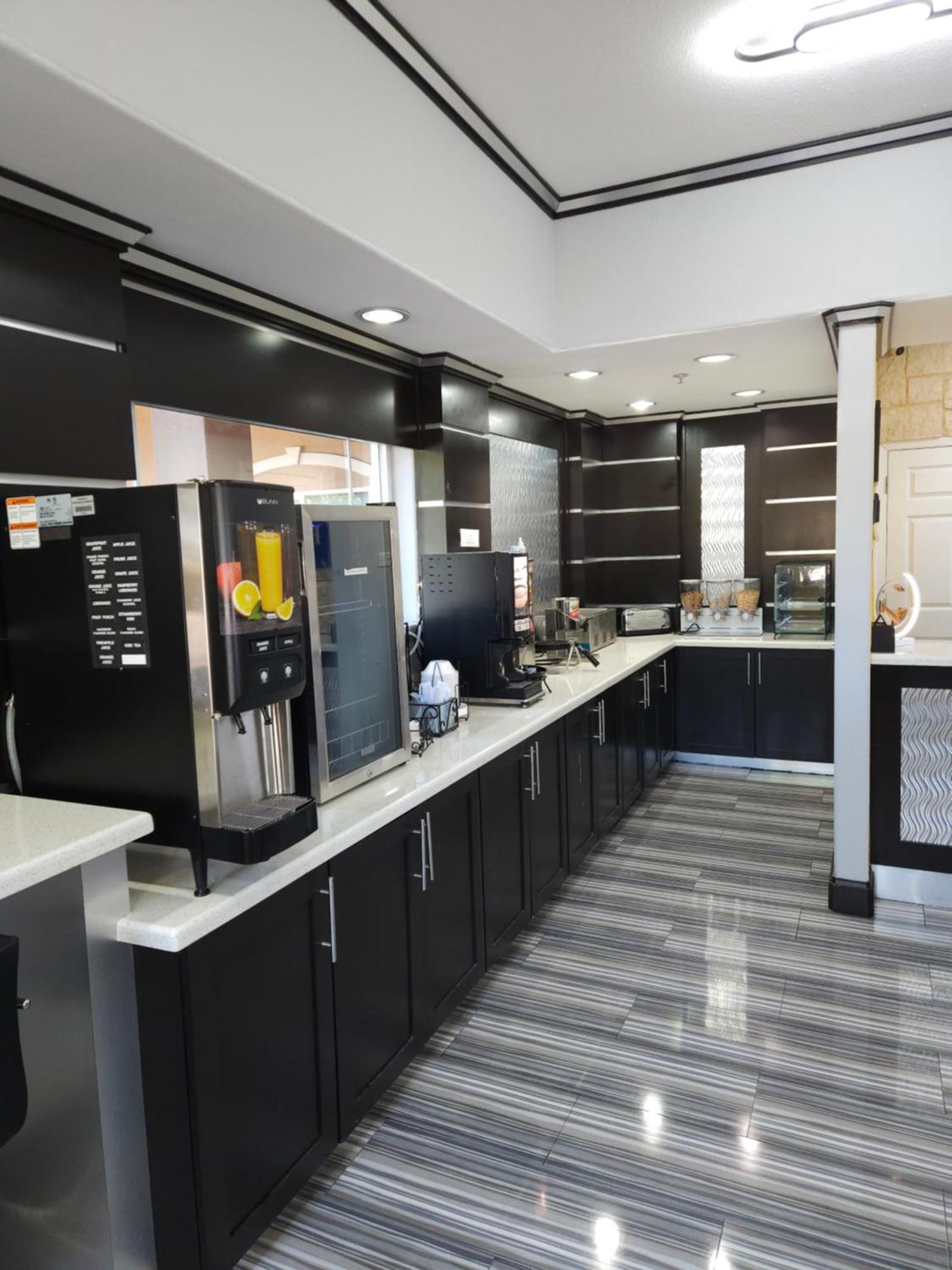 Executive Inn And Suites Tyler Εξωτερικό φωτογραφία