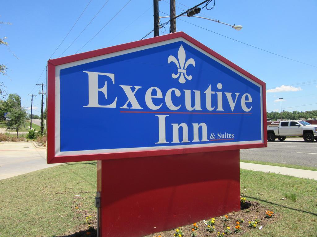 Executive Inn And Suites Tyler Εξωτερικό φωτογραφία