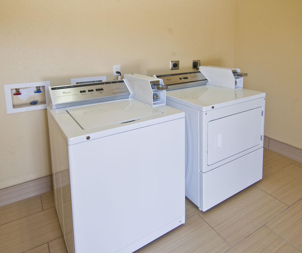 Executive Inn And Suites Tyler Εξωτερικό φωτογραφία